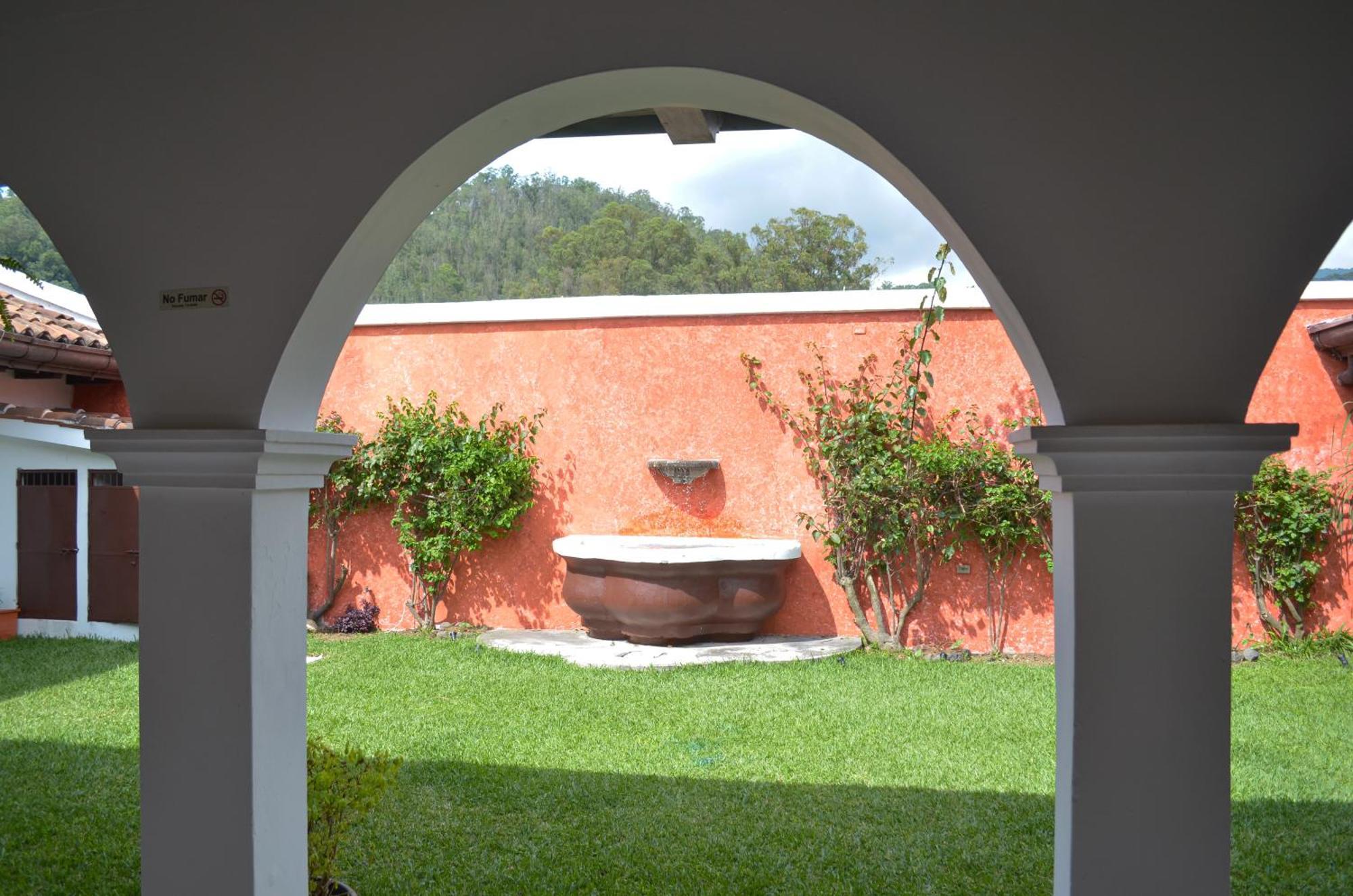 Luna Maya Boutique Hotel Antigua Buitenkant foto